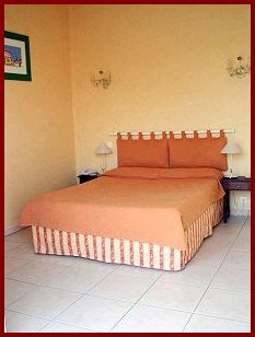 Chambre de l'Hôtel Laminak